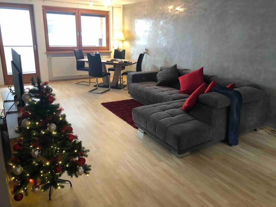 Appartamento Nuovo E Comfort A Brunico Kronplatz Luaran gambar
